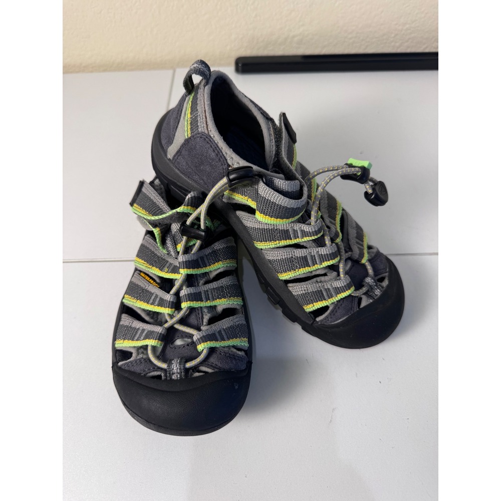 KEEN Newport H2 Water Sandals Kids Size 1 Grey Green Striped Sport Gorpcore